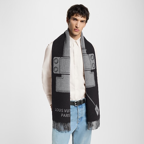 Handle 圍巾 . in 男士's 飾品配件 男士圍巾 collections by Louis Vuitton (產品縮放)