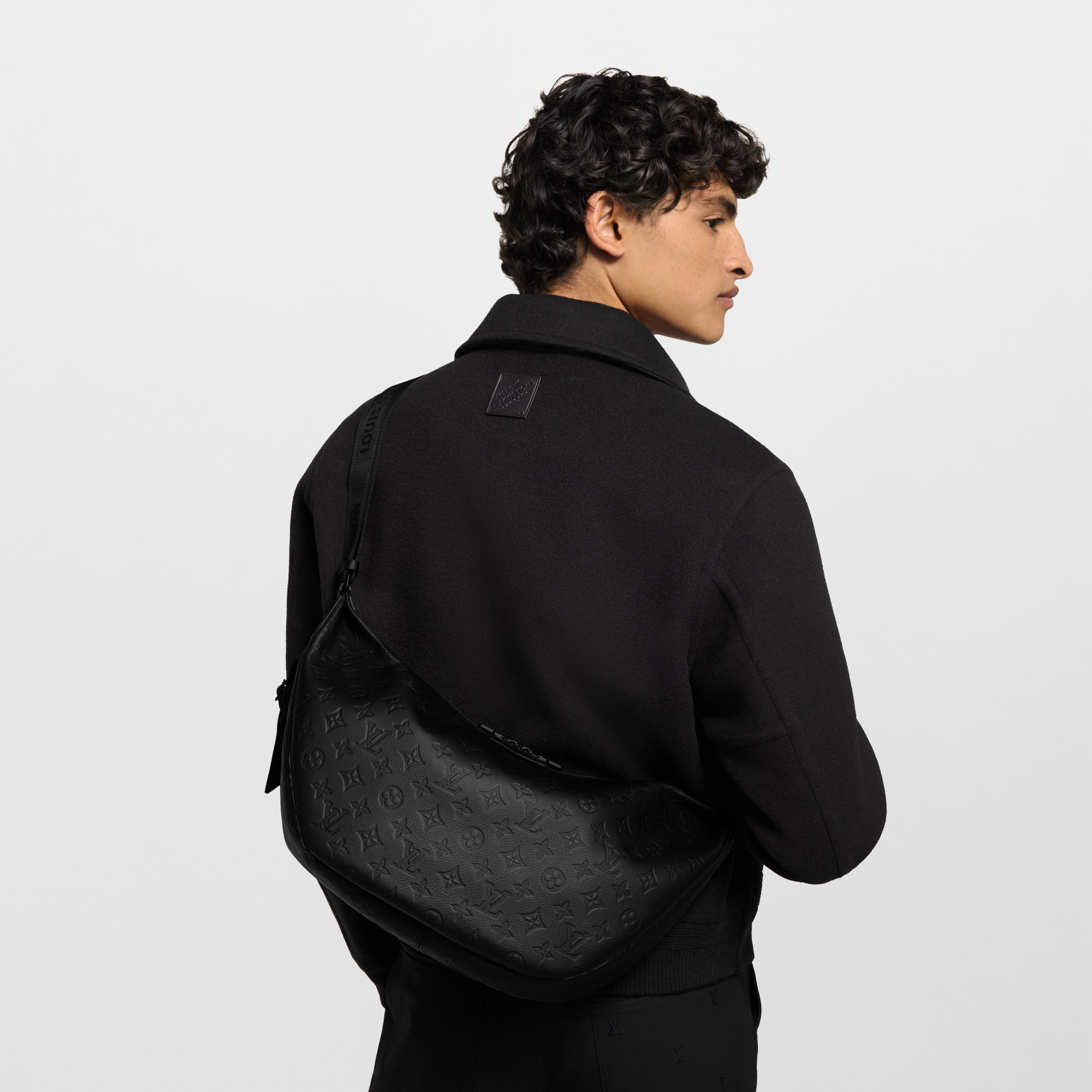Hobo Hamac Bag Monogram Shadow in 時尚包包及小型皮件
