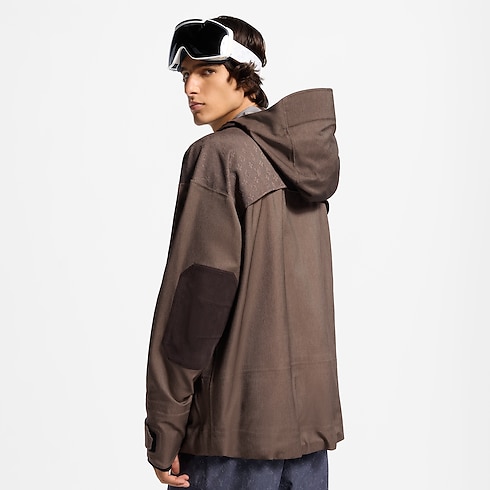 連帽雪地防護外套 in 男士's 時裝系列 時裝總覽 collections by Louis Vuitton (產品縮放)