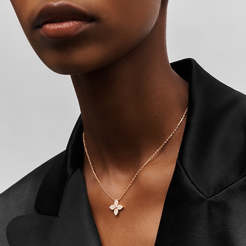 Idylle Blossom 吊墜 - 配玫瑰K金及鑽石 in 珠寶系列's 按類別瀏覽 高級珠寶總覽 collections by Louis Vuitton (產品縮放)