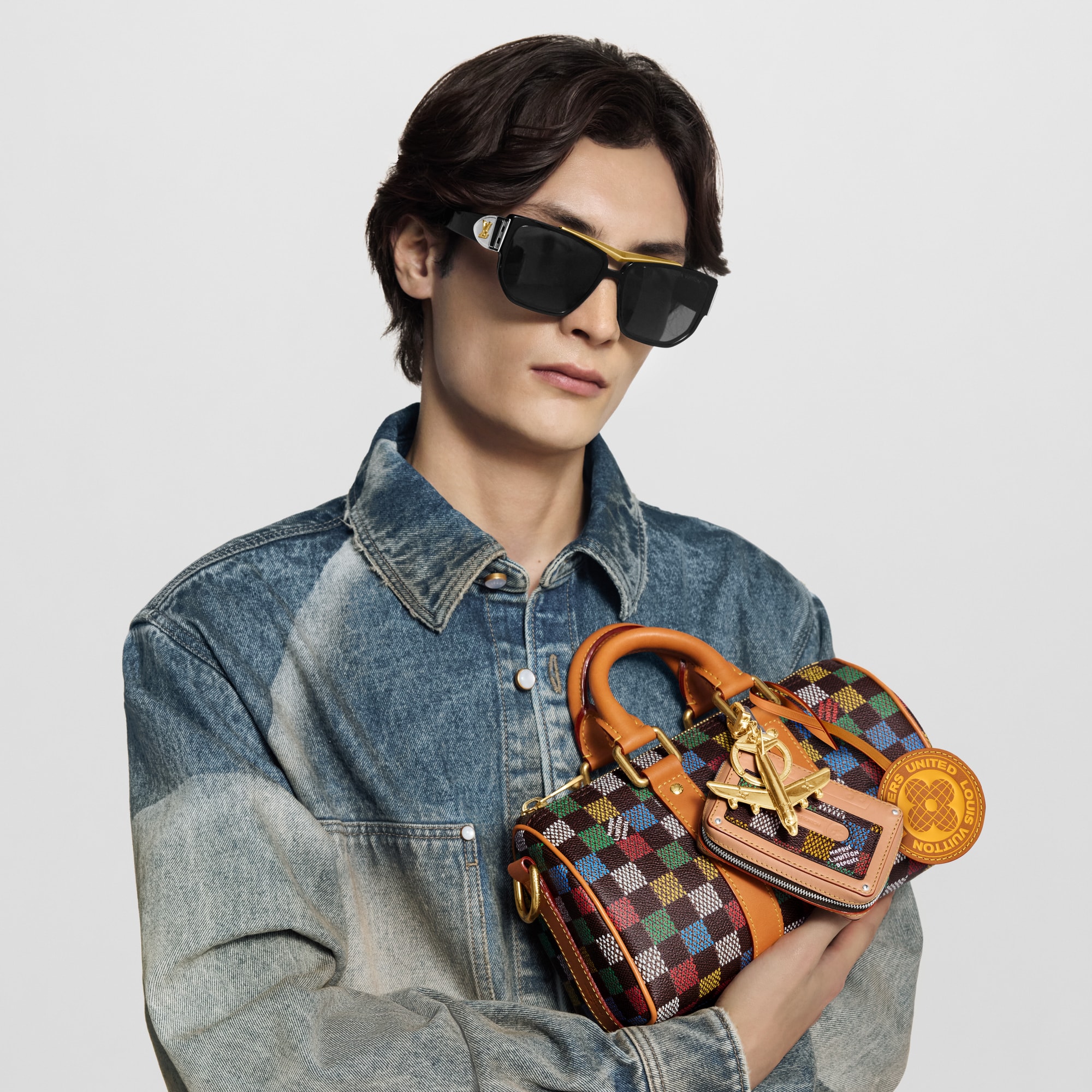 Keepall Bandoulière 25 Damier Ebène 帆布 in 時尚包包及小型皮件