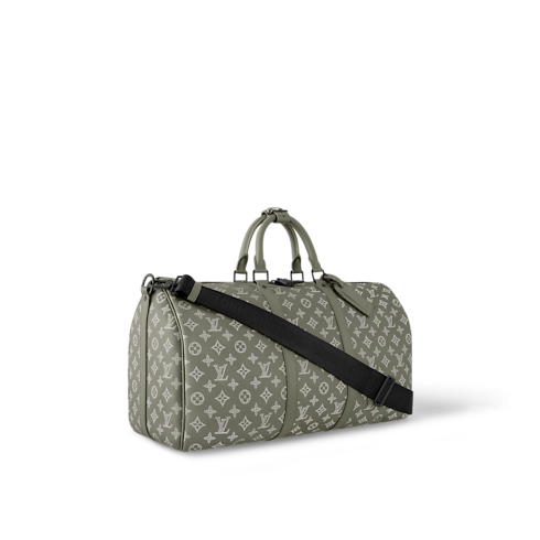 Keepall Bandoulière 50 Monogram Shadow 皮革 in 男士's Discontinued Product Obs 11 collections by Louis Vuitton (產品縮放)