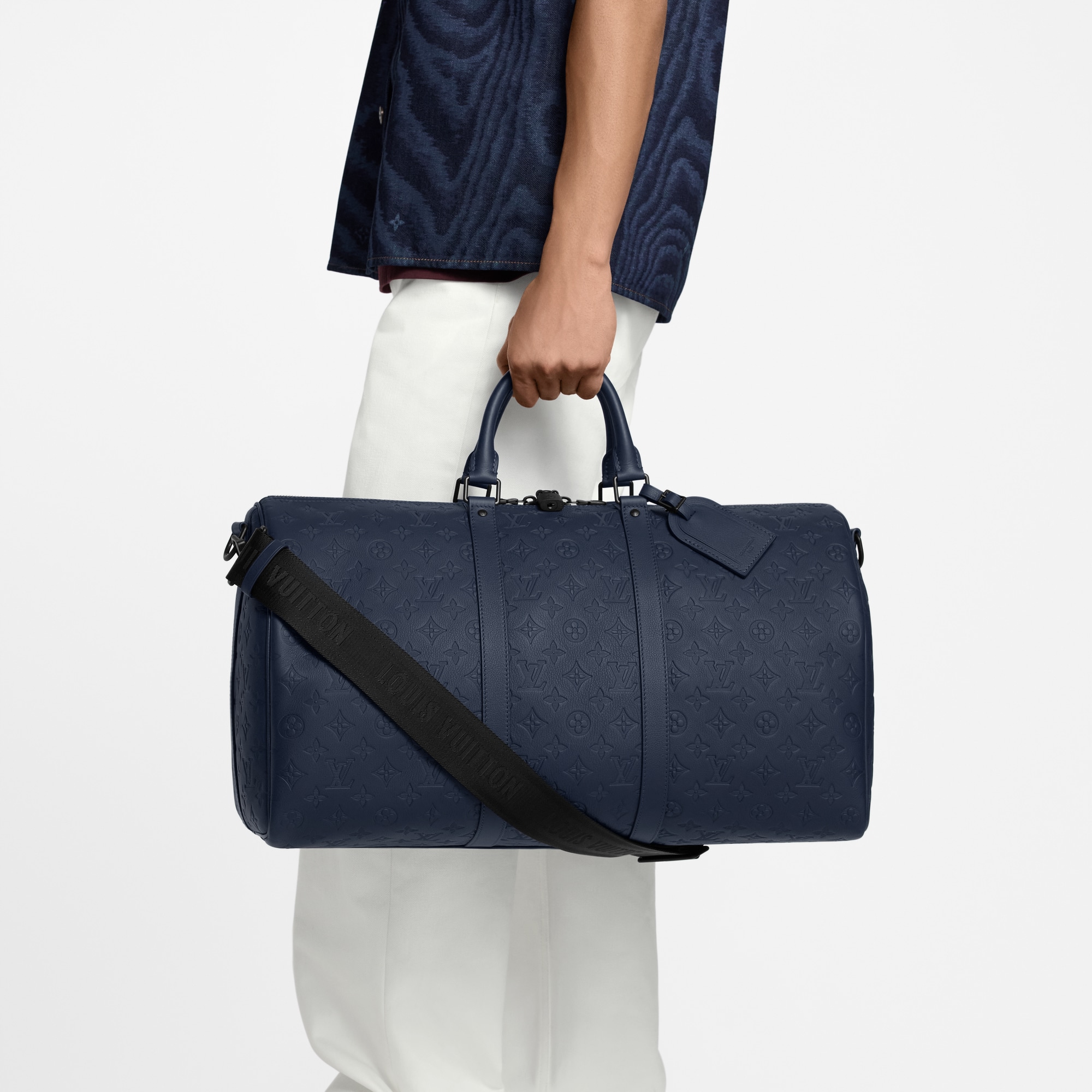 Keepall Bandoulière 50 Monogram Shadow in 時尚包包及小型皮件