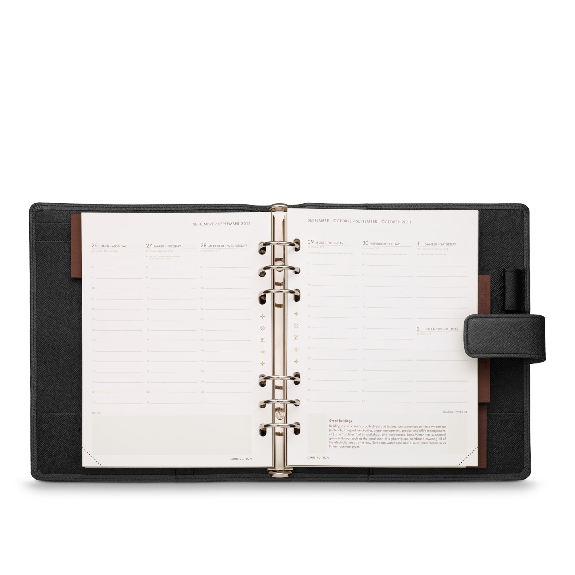 大號活頁環記事本封套 Taïga 皮革 in 行李箱、旅行用品及家居精品