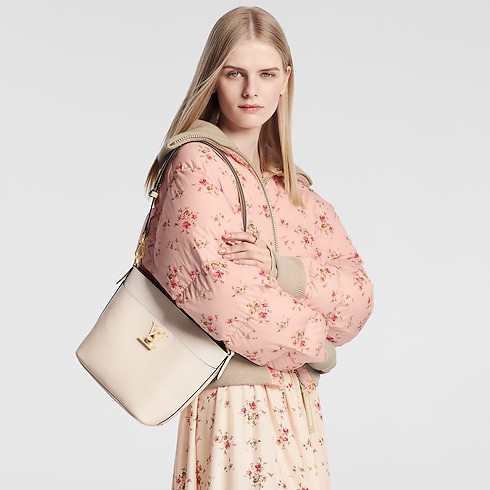 Lock and Walk Lockme 皮革 in 女士's 時尚包款 所有系列 collections by Louis Vuitton (產品縮放)