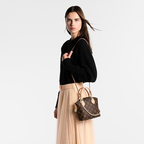 Lockit BB Monogram 帆布 in 女士's 時尚包款 女生包包總覽 collections by Louis Vuitton (產品縮放)