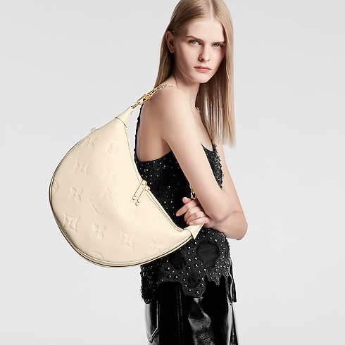 Loop Hobo Monogram Empreinte 皮革 in 精選禮品's 母親節禮品指南 } collections by Louis Vuitton (產品縮放)