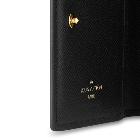 Lou 錢包 其他 Monogram 帆布 in 女士's 錢包及小型皮件 女裝錢包、皮夾及小型皮件總覽 collections by Louis Vuitton (產品縮放)