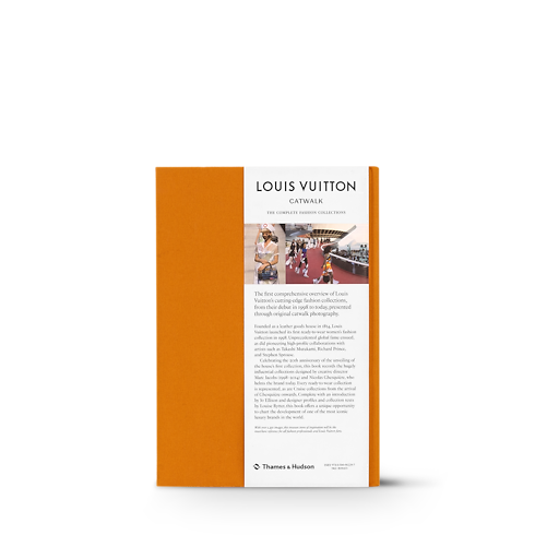 Louis Vuitton Catwalk in 行李箱、旅行用品及家居精品's 書庫及文具 精裝書籍 collections by Louis Vuitton (產品縮放)