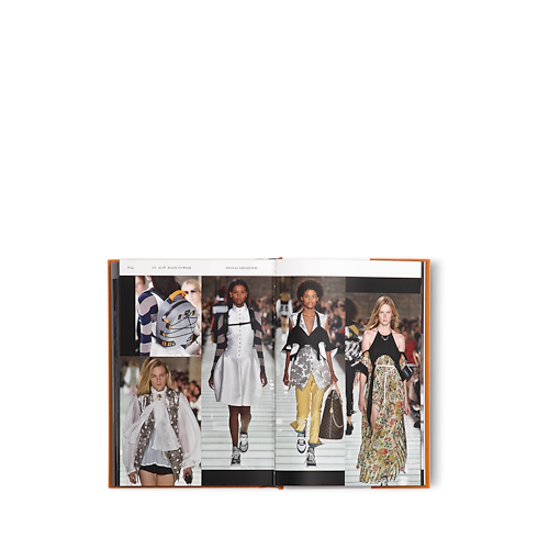 Louis Vuitton Catwalk in 行李箱、旅行用品及家居精品's 書庫及文具 精裝書籍 collections by Louis Vuitton (產品縮放)