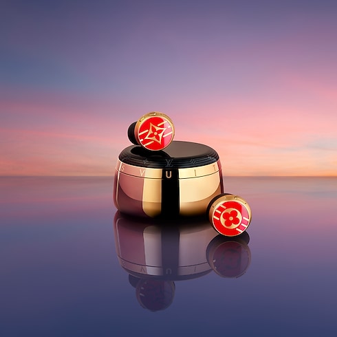 Louis Vuitton Horizon Light Up 耳機 – 紅色 in 行李箱、旅行用品及家居精品's 科技產品及配件 音響產品、智能腕錶及配件 collections by Louis Vuitton (產品縮放)