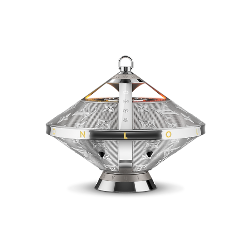 Louis Vuitton Horizon Light Up 擴音器 - 銀色 in 行李箱、旅行用品及家居精品's 科技產品及配件 音響產品、智能腕錶及配件 collections by Louis Vuitton (產品縮放)