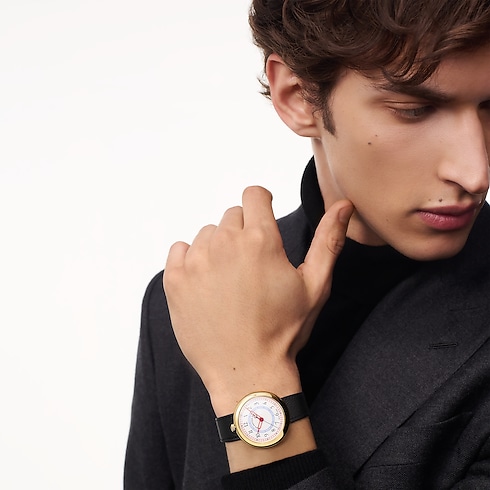 Louis Vuitton Monterey - 自動機芯,39毫米,黃金 in 腕錶系列's 腕錶總覽 } collections by Louis Vuitton (產品縮放)