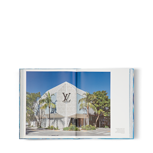 Louis Vuitton Skin: Architecture of Luxury (巴黎) in 行李箱、旅行用品及家居精品's 書庫及文具 精裝書籍 collections by Louis Vuitton (產品縮放)