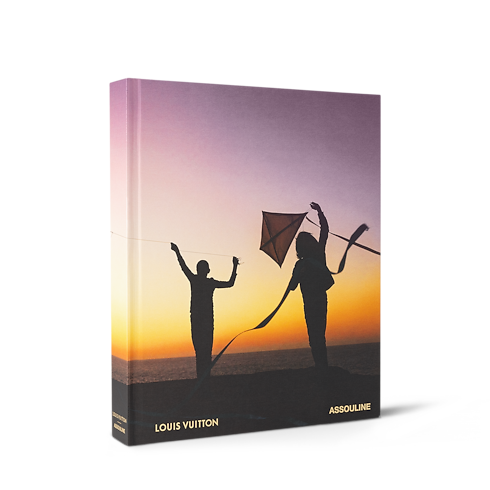 Louis Vuitton Virgil Abloh 珍藏版 in 行李箱、旅行用品及家居精品's 書庫及文具 精裝書籍 collections by Louis Vuitton (產品縮放)