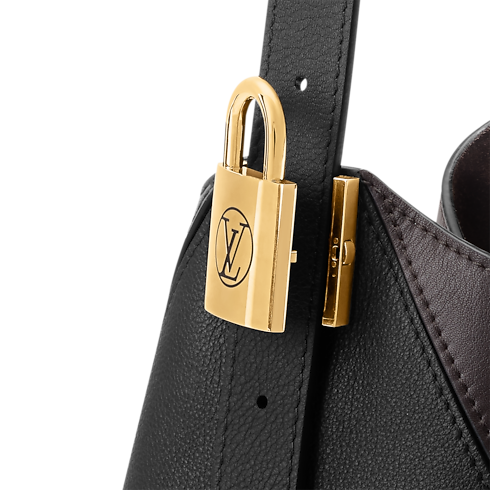 Low Key Hobo MM Low Key in 女士's 時尚包款 女生包包總覽 collections by Louis Vuitton (產品縮放)