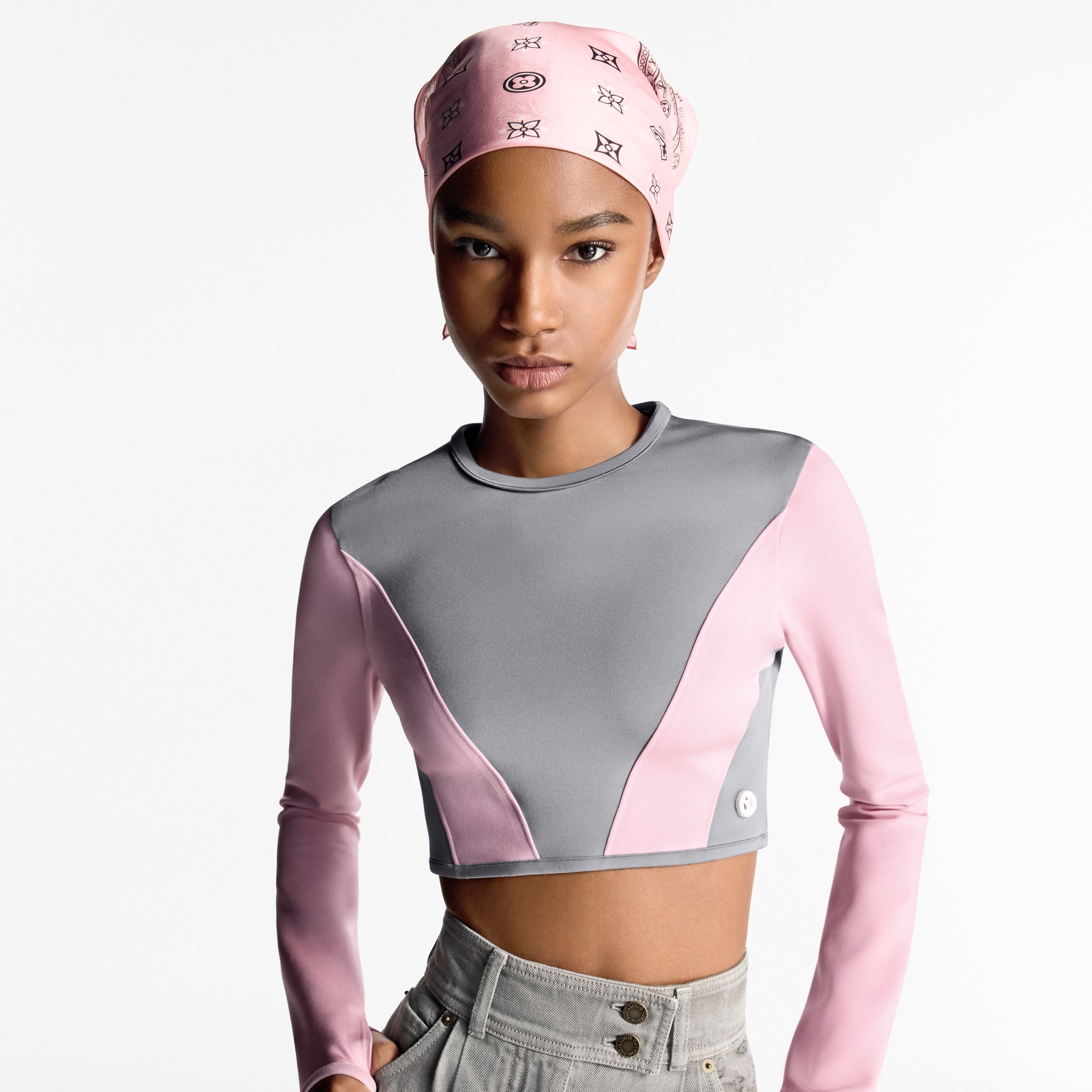 LV Bandana 55方巾 . in 女士