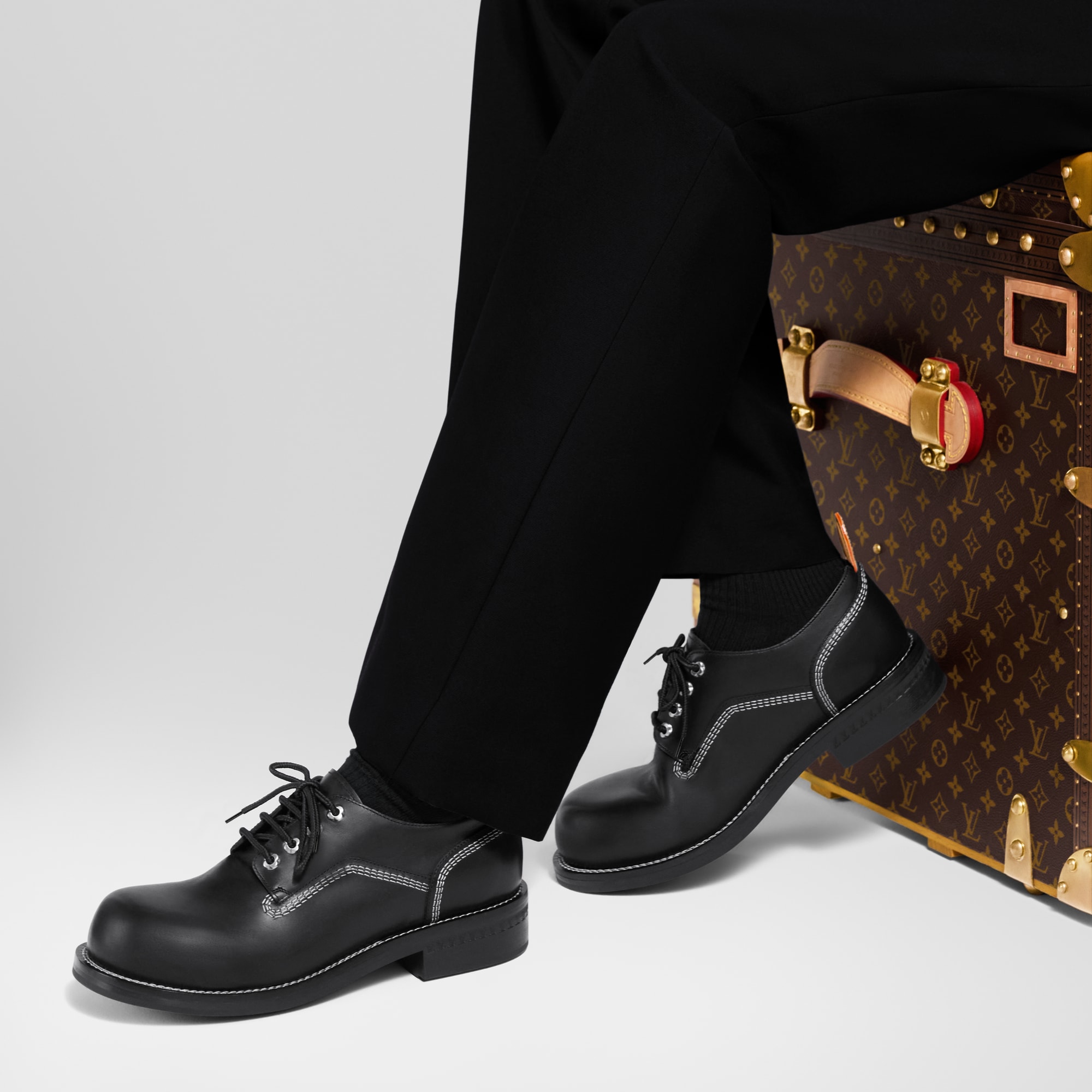 LV Bubble 皮鞋  in 男士