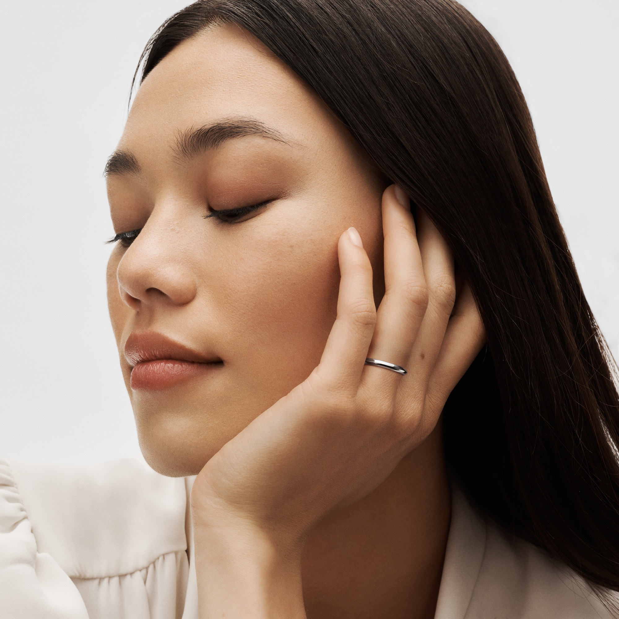 LV Diamonds 2.5毫米結婚戒指 - 配鉑金  in 珠寶系列