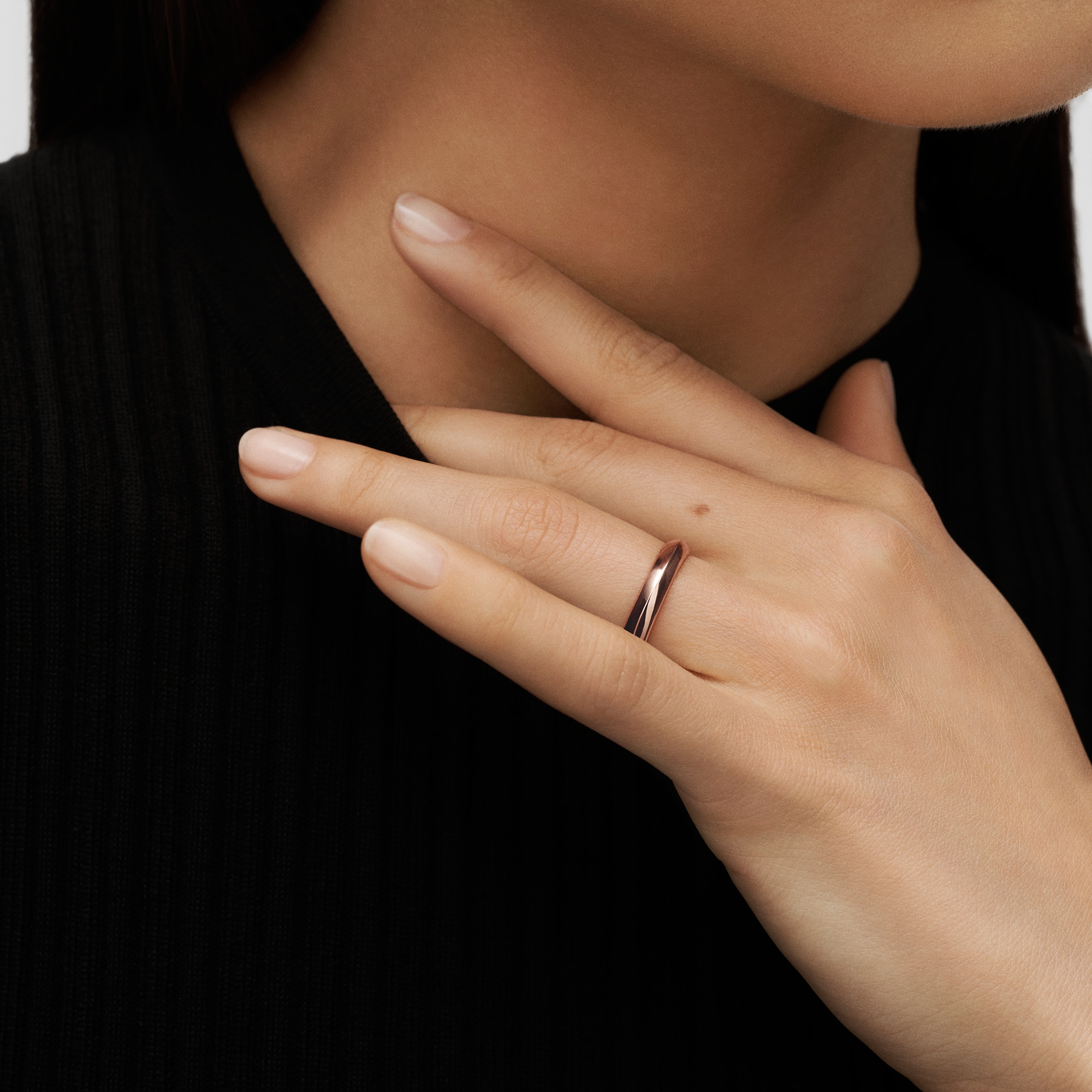 LV Diamonds 4毫米婚戒 - 配玫瑰K金  in 珠寶系列