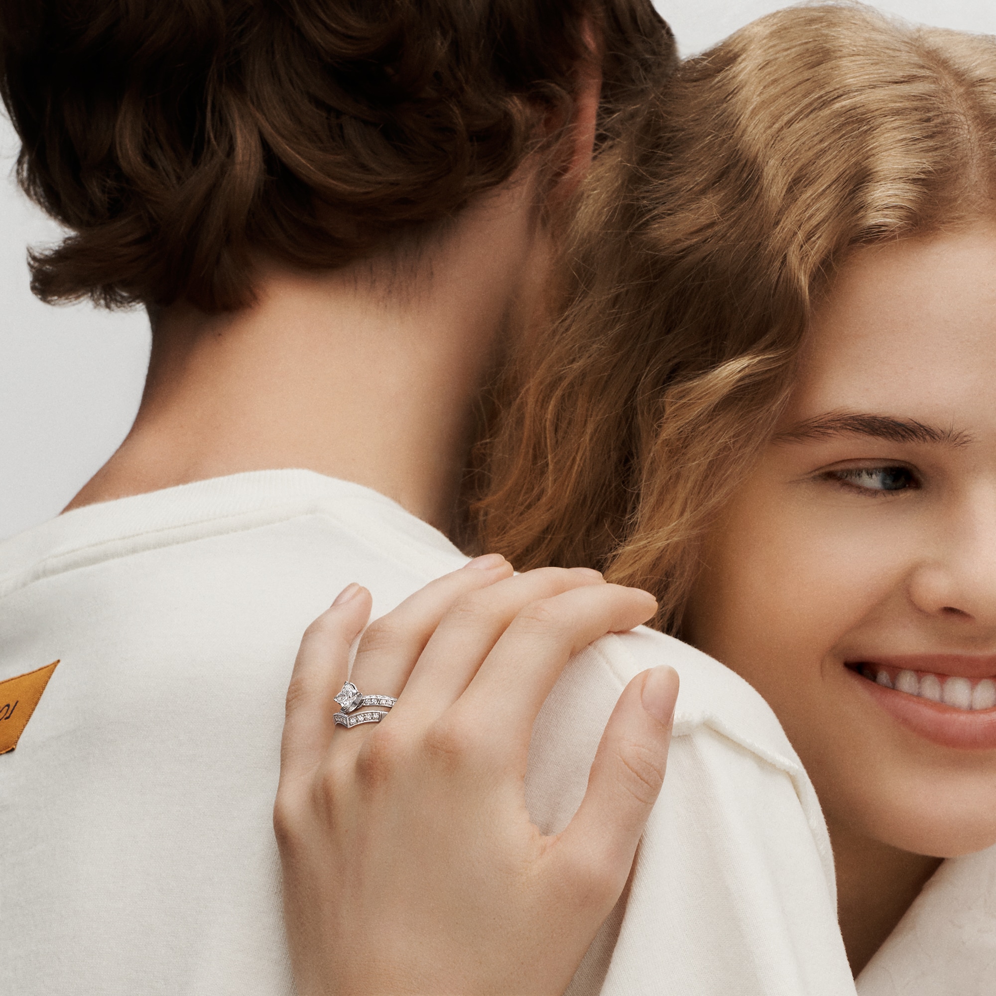 LV Diamonds Pavé V 戒指 - 配鉑金  in 珠寶系列