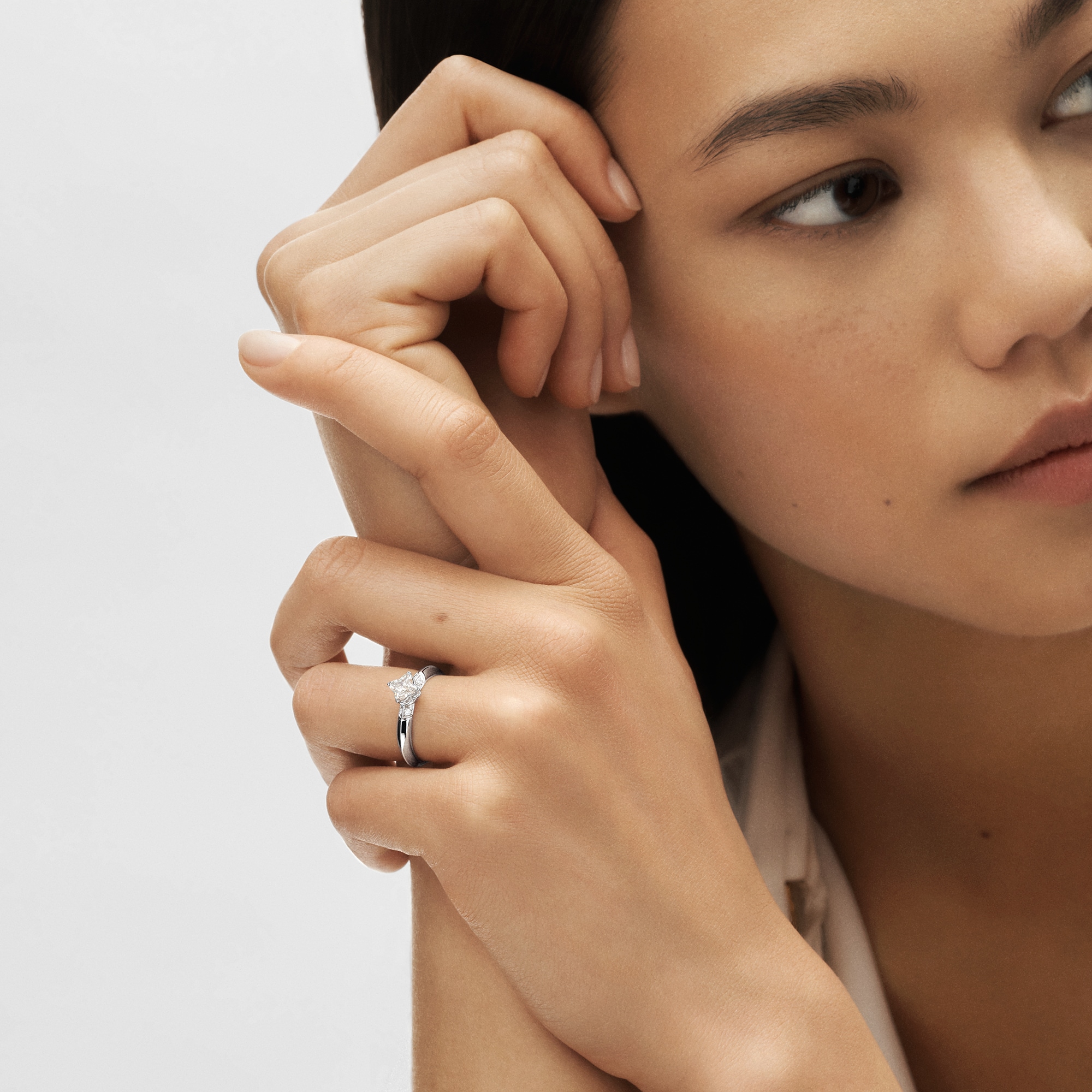 LV Diamonds Solitaire 戒指 - 配 LV Monogram Star 切割鑽石  in 珠寶系列