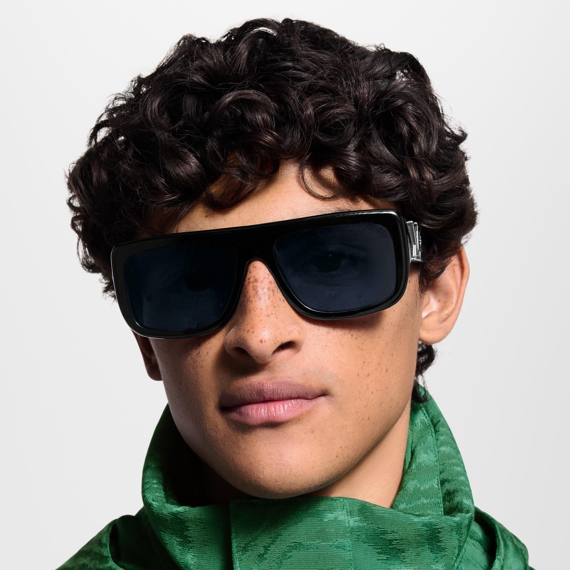 LV Flower Square 太陽眼鏡 . in 男士