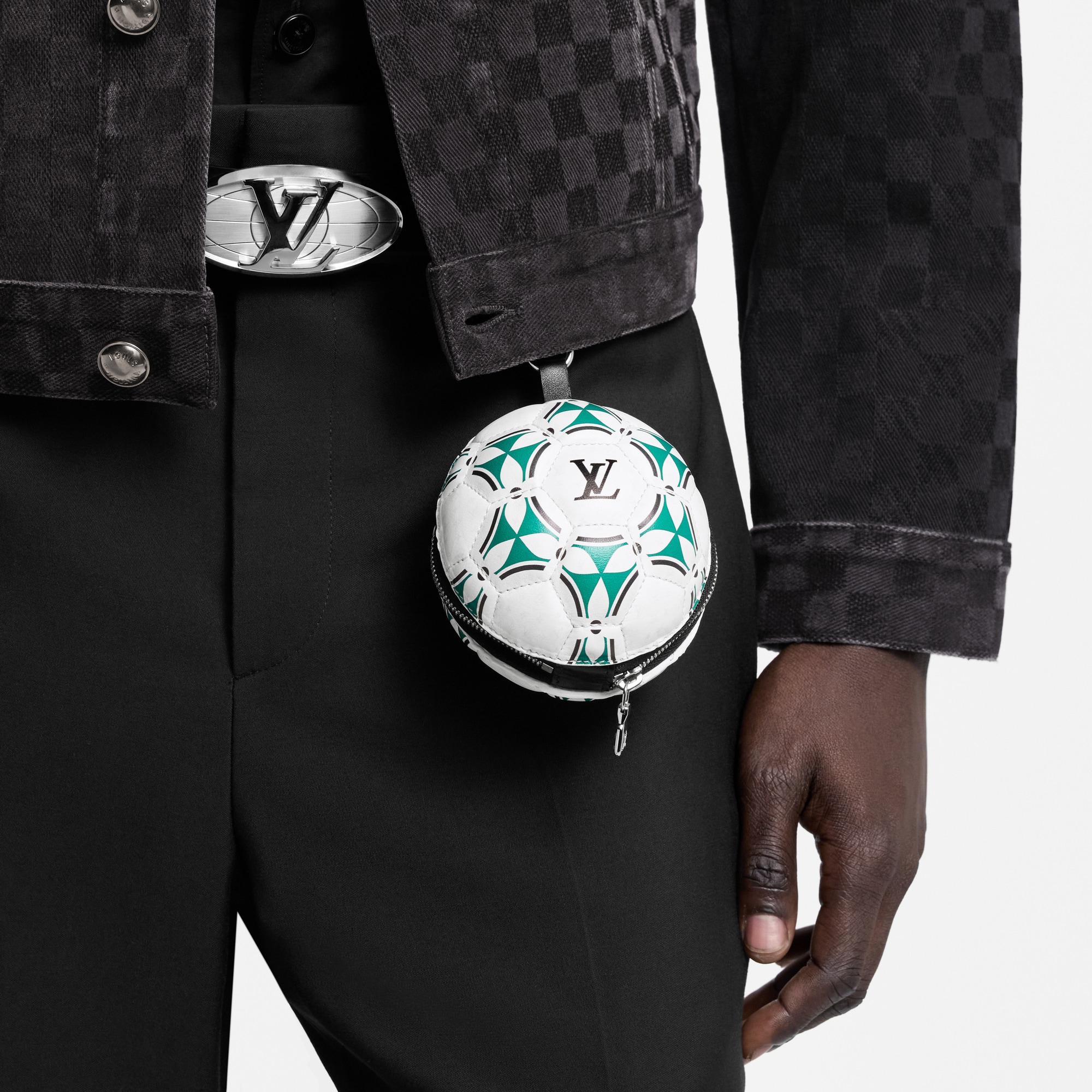 LV Football Pouch 包包吊飾 . in 男士