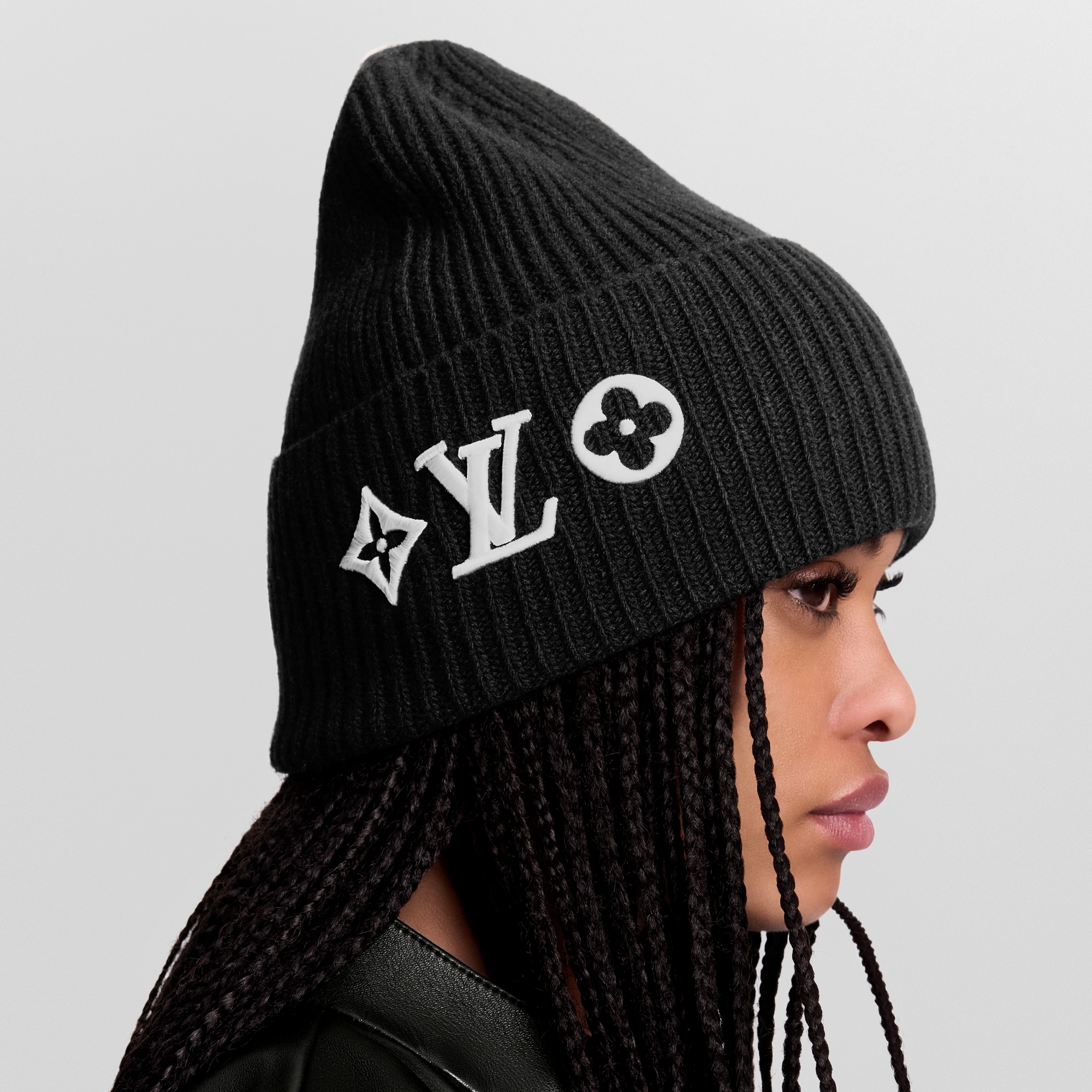 LV Headline 毛帽 . in 女士