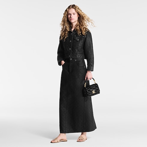 LV Isola 平底涼鞋 in 女士's 鞋履系列 露跟涼鞋 collections by Louis Vuitton (產品縮放)