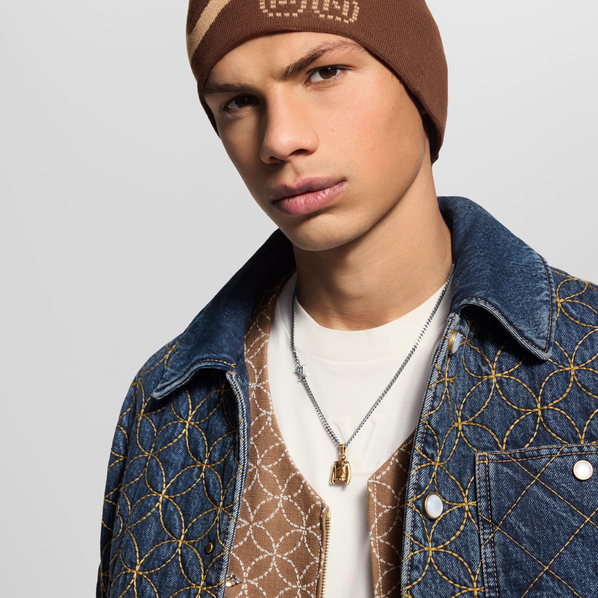 LV Jacket 吊飾 . in 男士