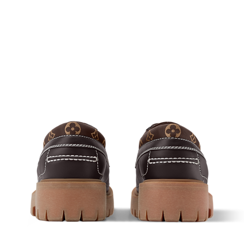 LV Remix 船鞋 in 男士's 鞋履系列 綁帶和搭扣鞋 collections by Louis Vuitton (產品縮放)