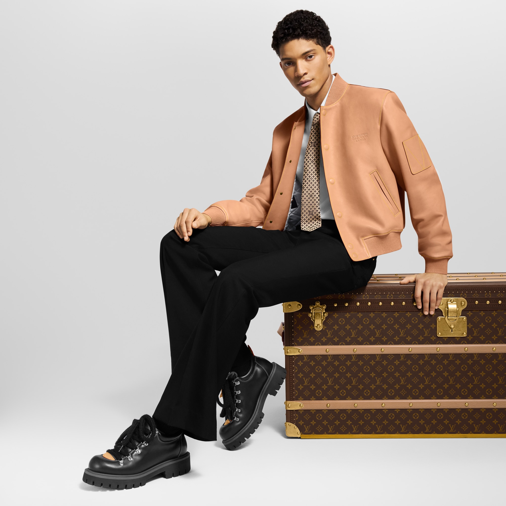 LV Remix 皮鞋  in 全新系列