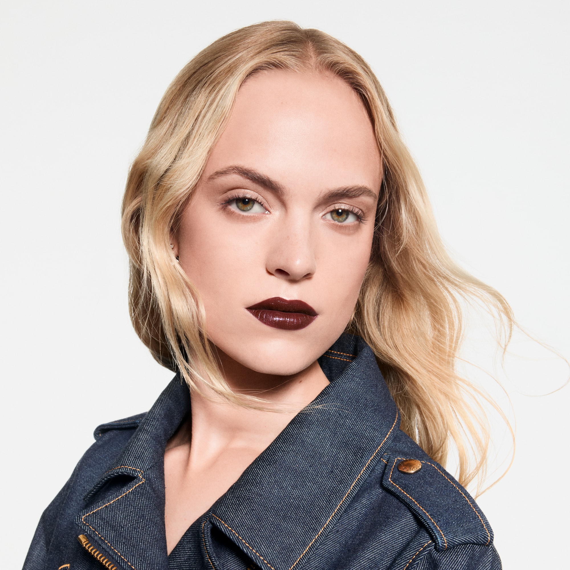 LV Rouge - 緞光唇膏   in 香水及彩妝系列