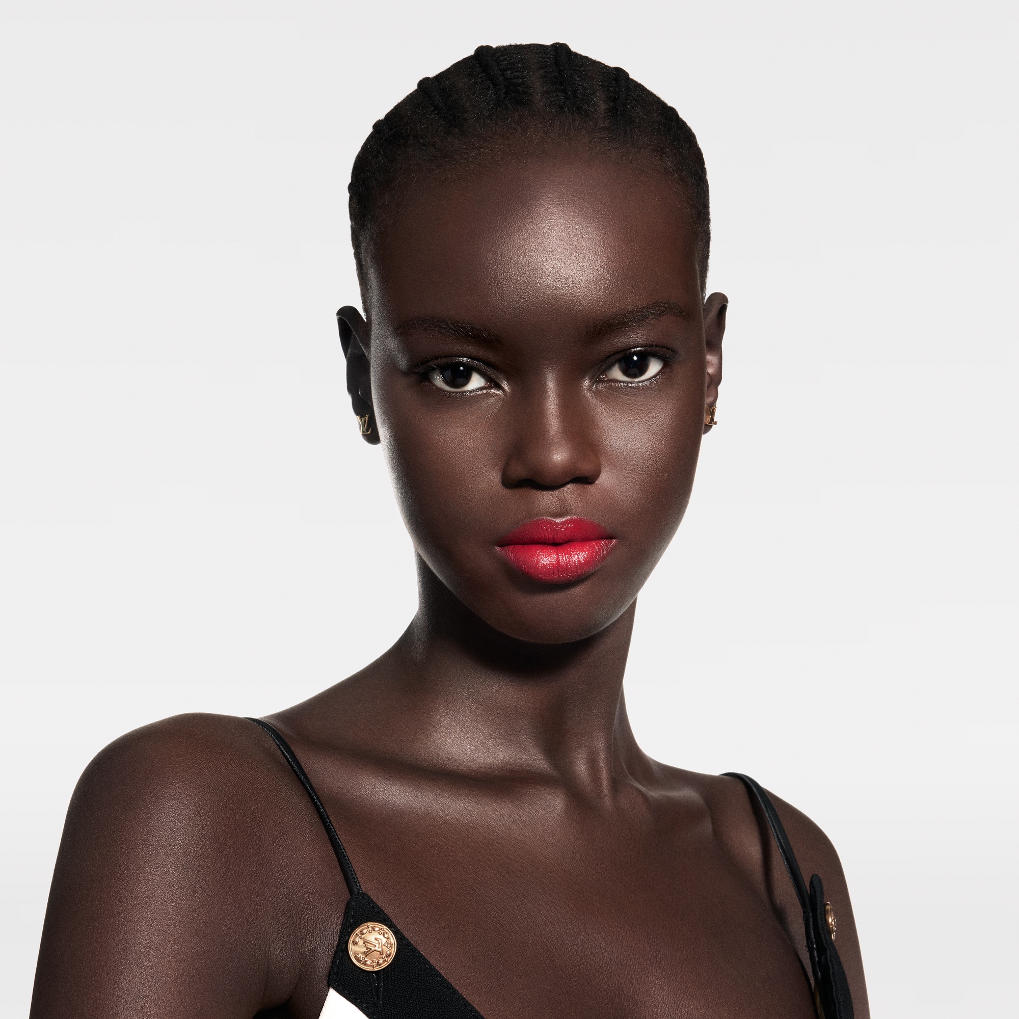 LV Rouge - 緞光唇膏蕊芯   in 香水及彩妝系列