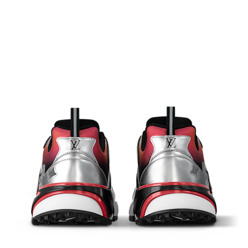 LV Runner Tatic 運動鞋 in 男士's 鞋履系列 運動鞋 collections by Louis Vuitton (產品縮放)