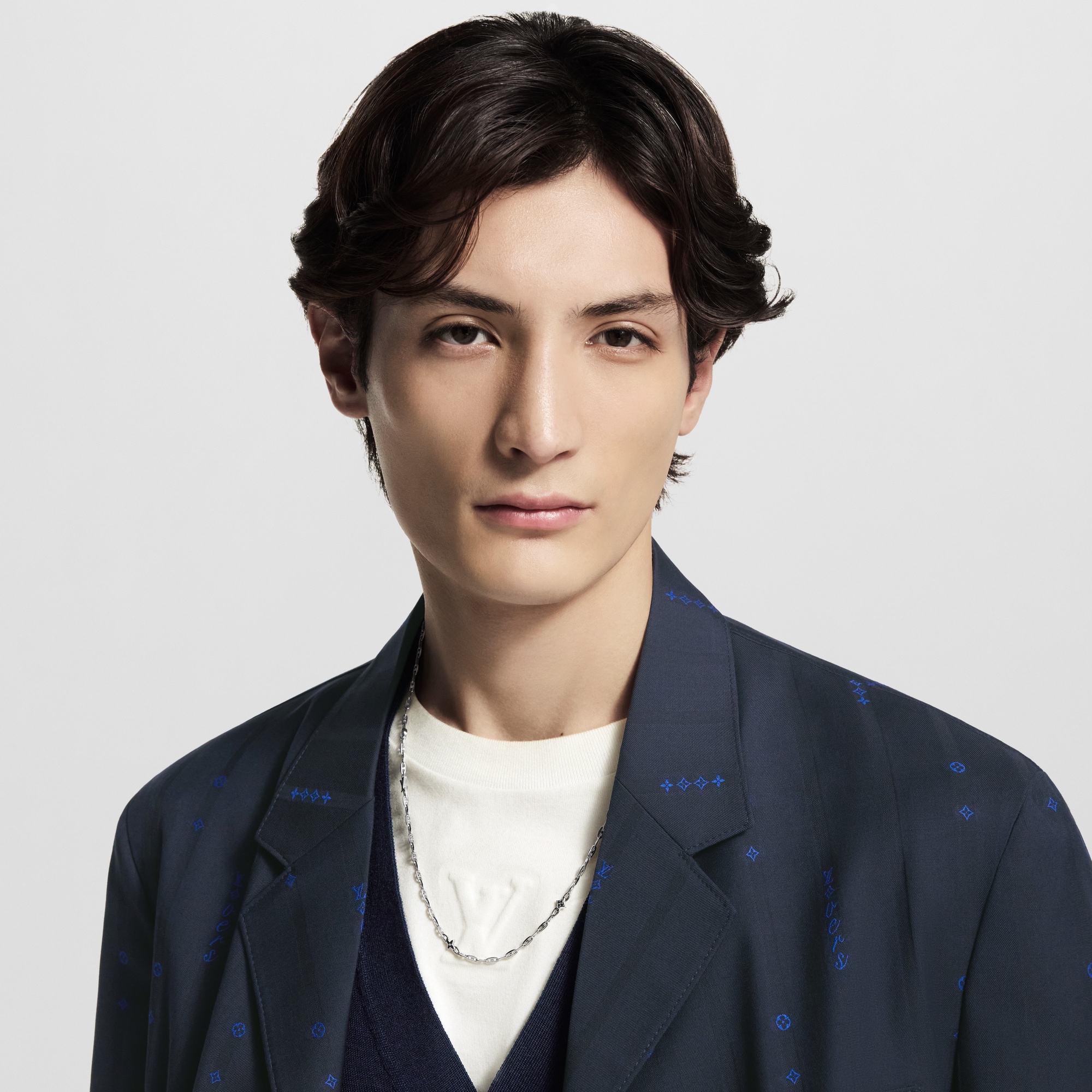 LV Seed 項鍊 . in 男士