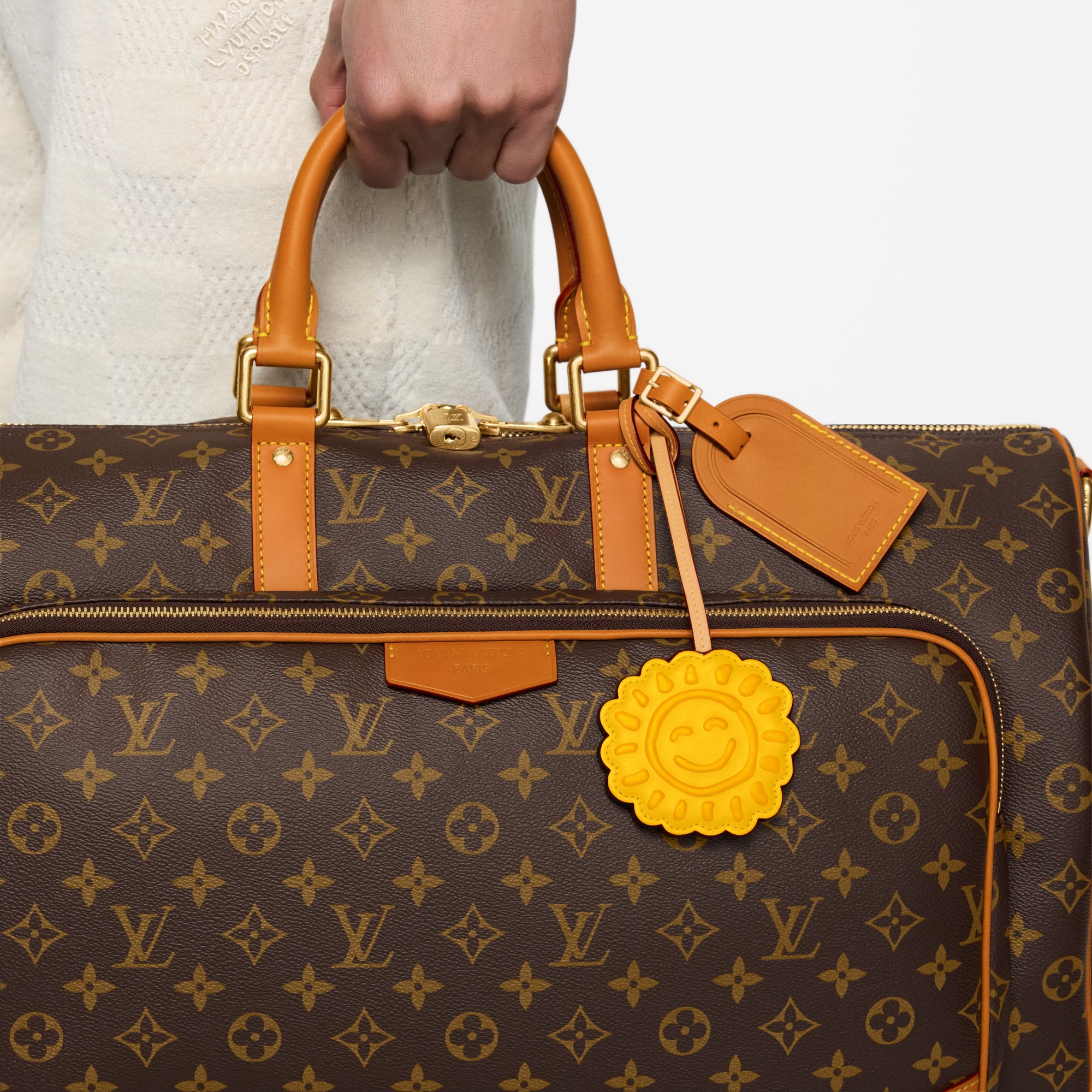 LV Sun 包包吊飾 . in 男士