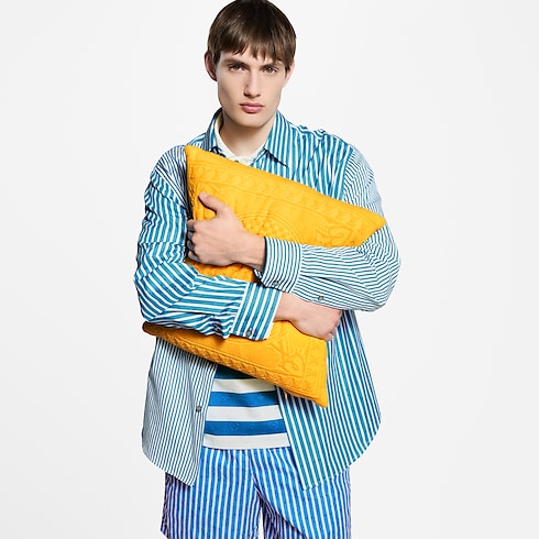 LV Terry 坐墊 . in 男士's 飾品配件 家居紡織品 collections by Louis Vuitton (產品縮放)