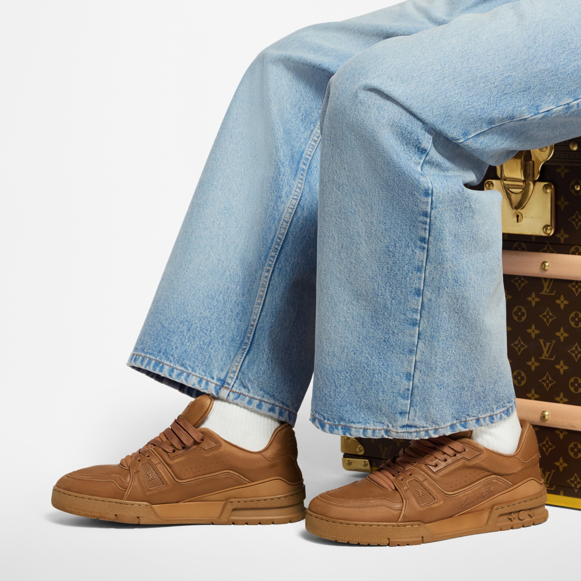 LV Trainer 復古運動鞋  in 男士