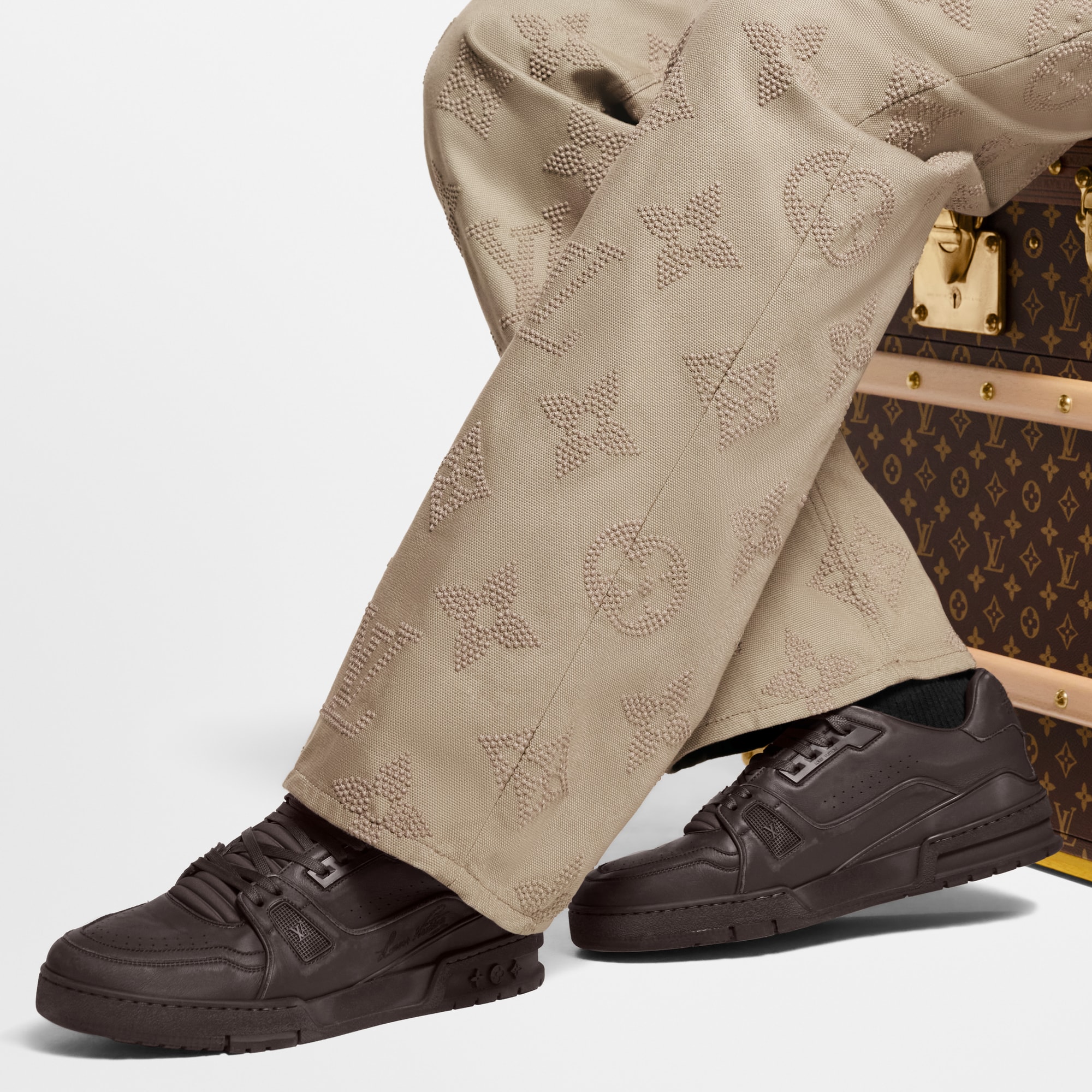 LV Trainer 復古運動鞋  in 男士