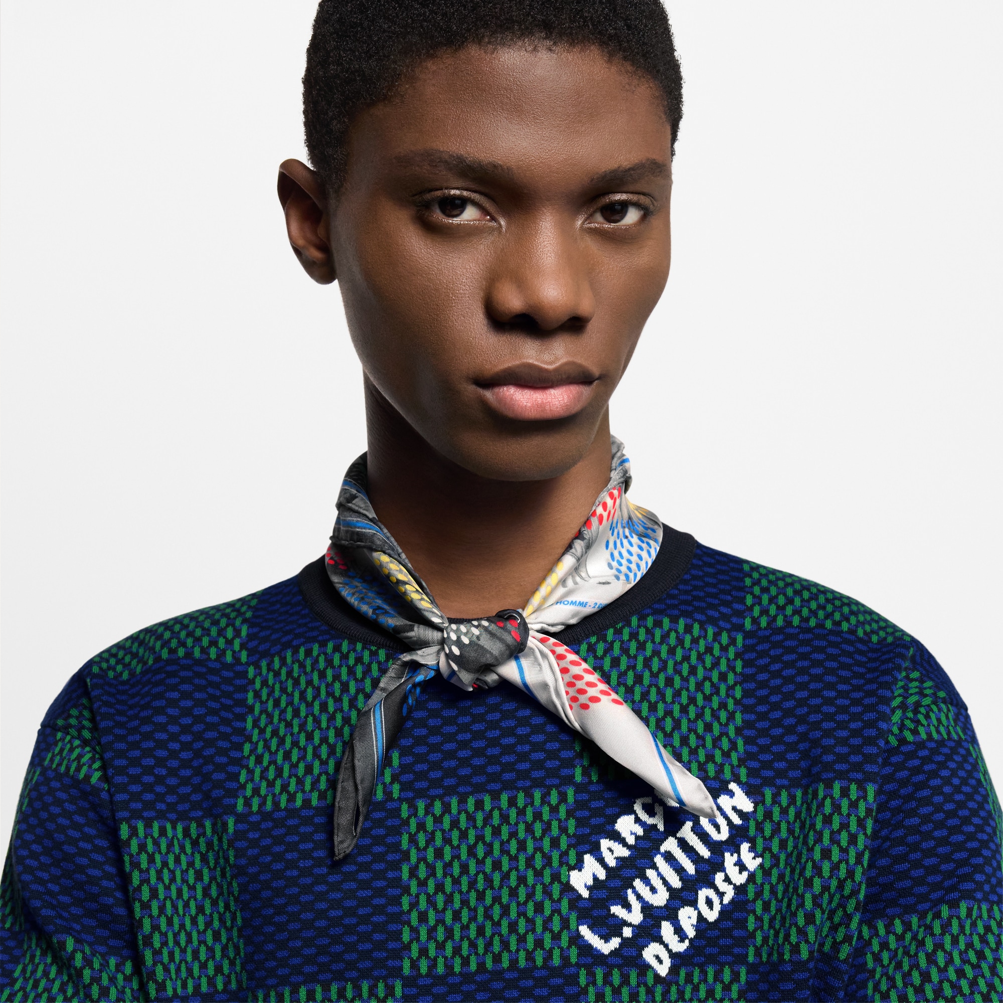LV Vers Damier 長絲巾 . in 男士