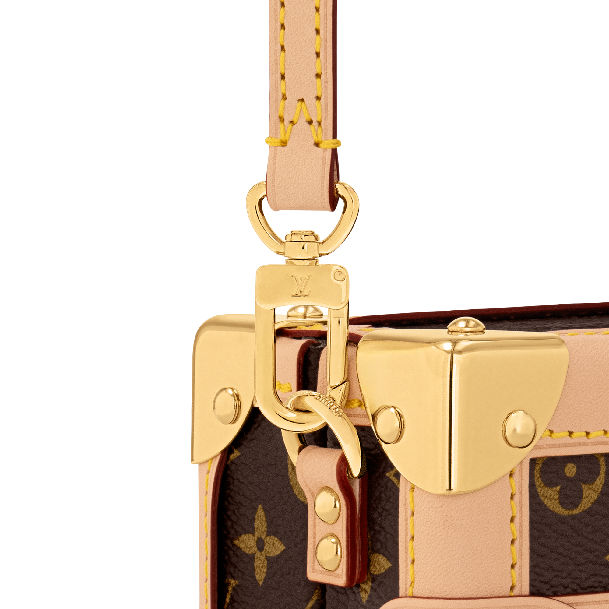 LV x TM Petite Malle Monogram 帆布 in 時尚包包及小型皮件