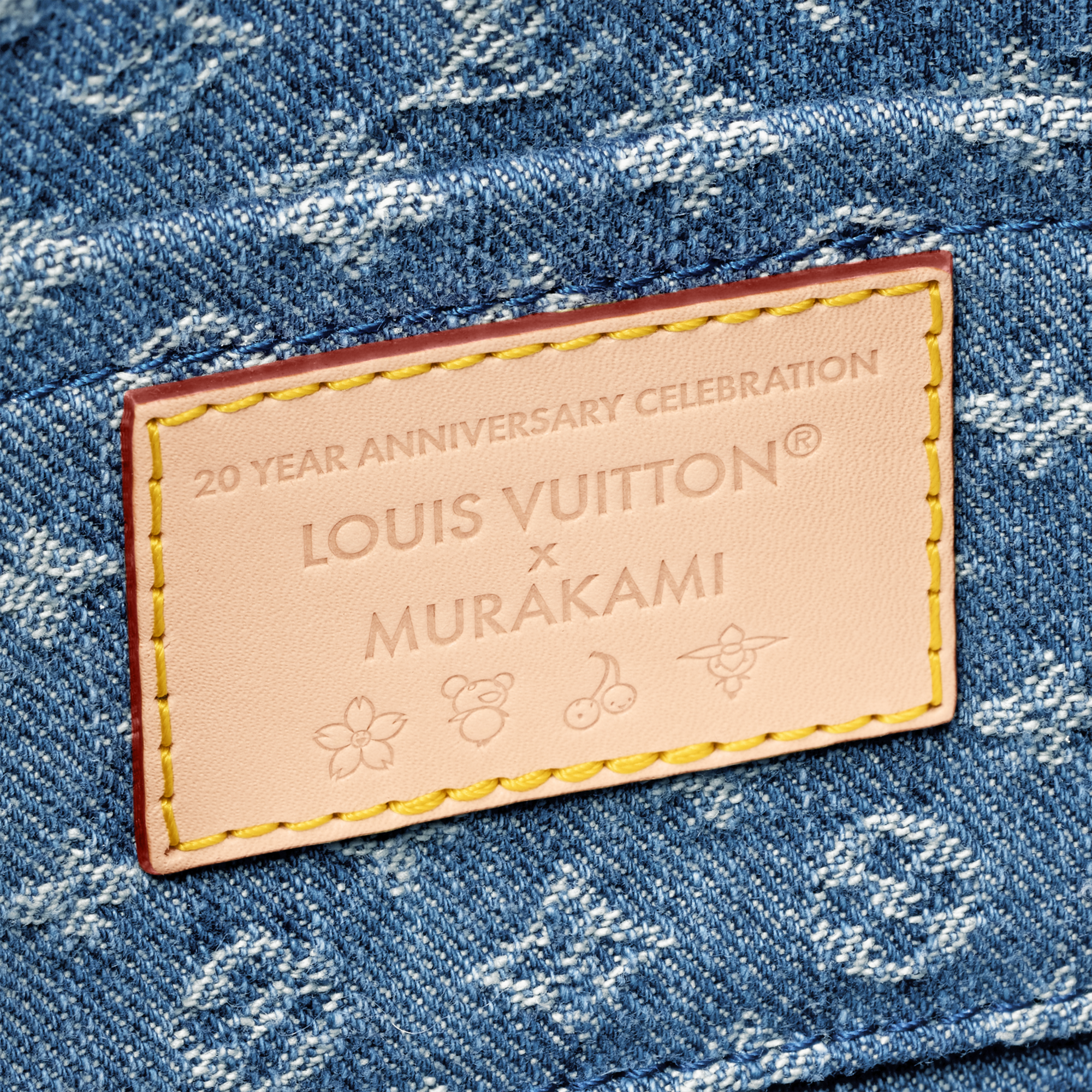 LV x TM Pochette Accessoires Monogram Denim in 女士