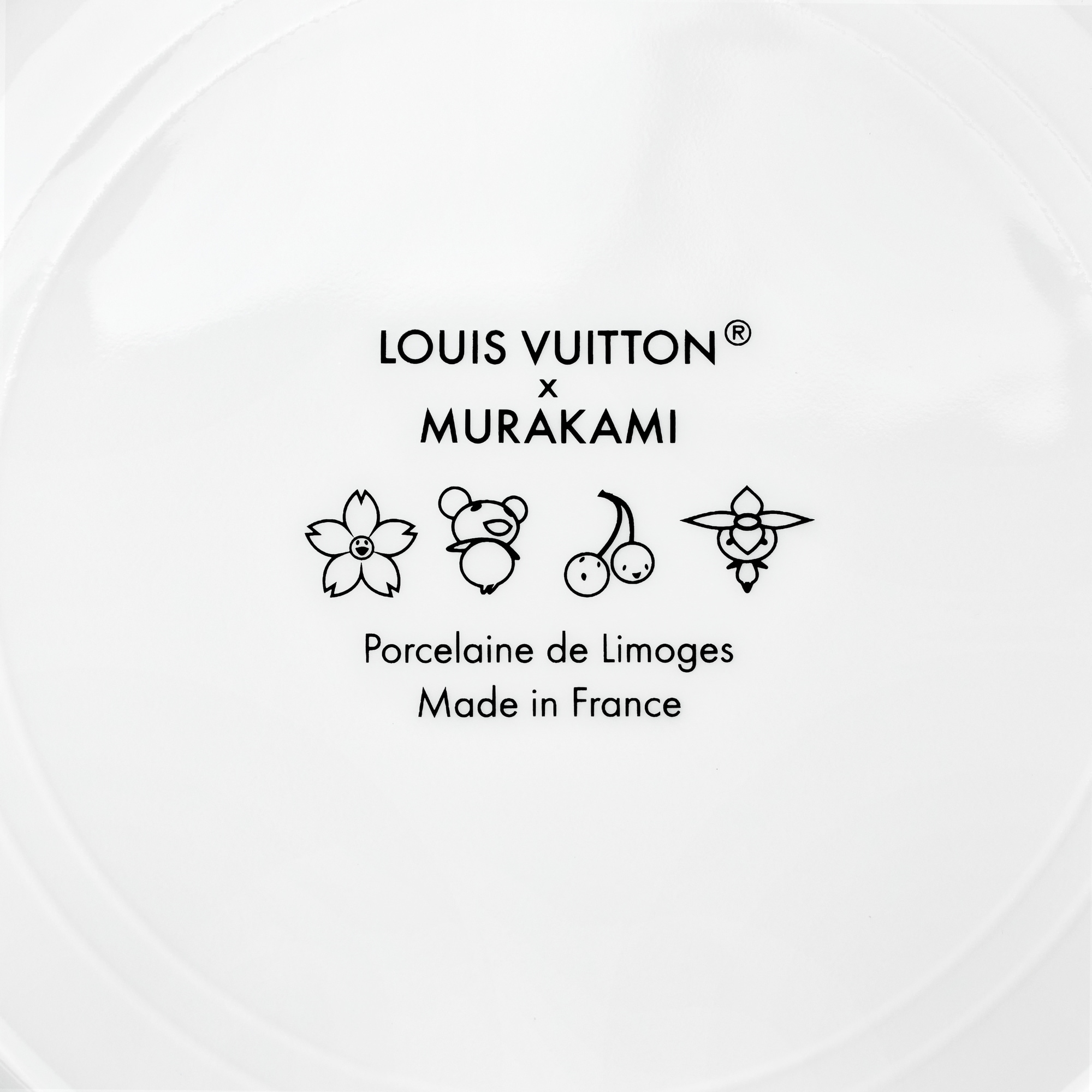 LV x TM 甜點碟兩件套裝 Monogram Cerises in 行李箱、旅行用品及家居精品