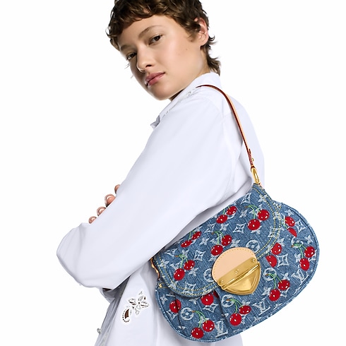 LV x TM Sunset Monogram Denim in 時尚包包及小型皮件's 女士時尚包包 全新系列 collections by Louis Vuitton (產品縮放)