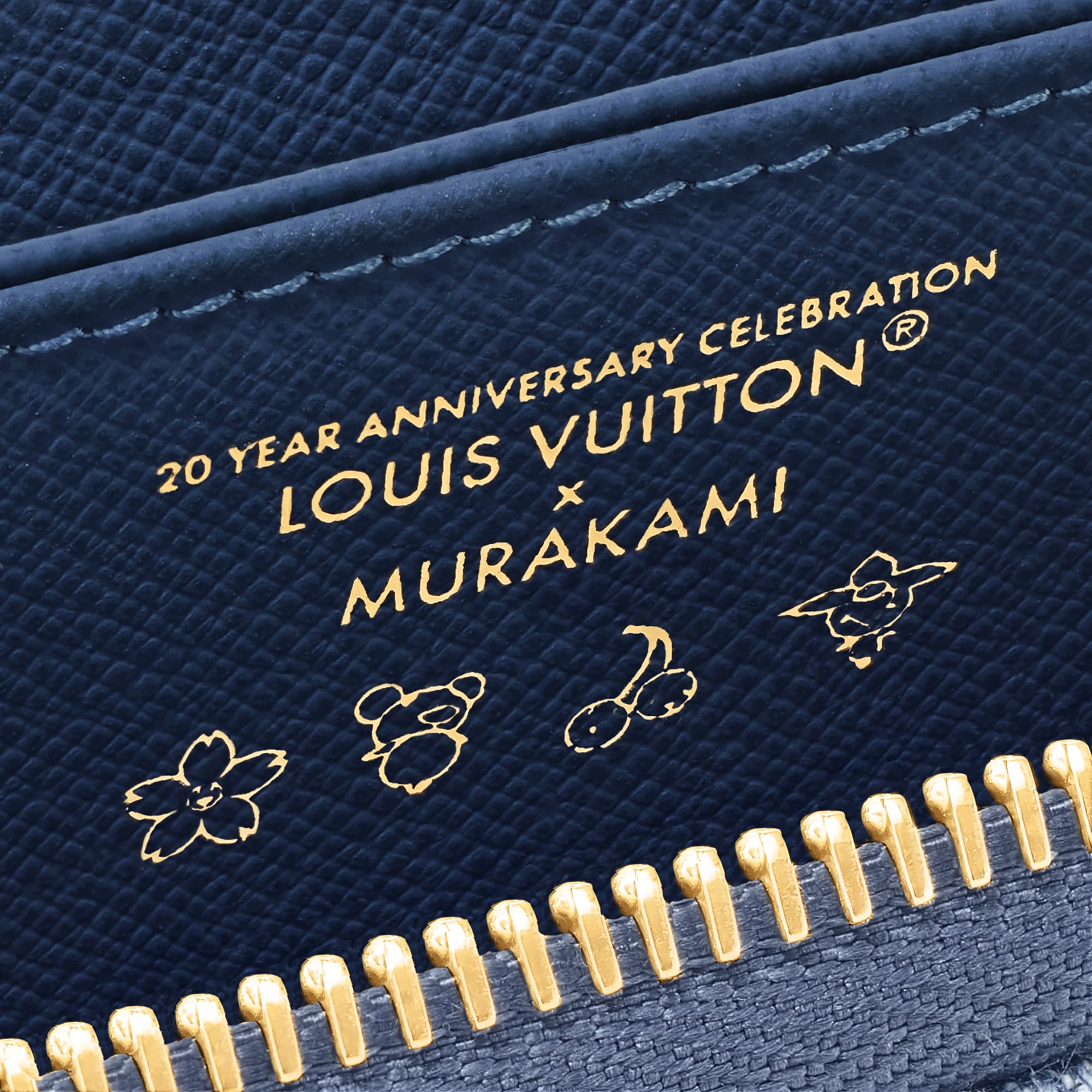 LV x TM 拉鍊錢包 Monogram Denim in 女士