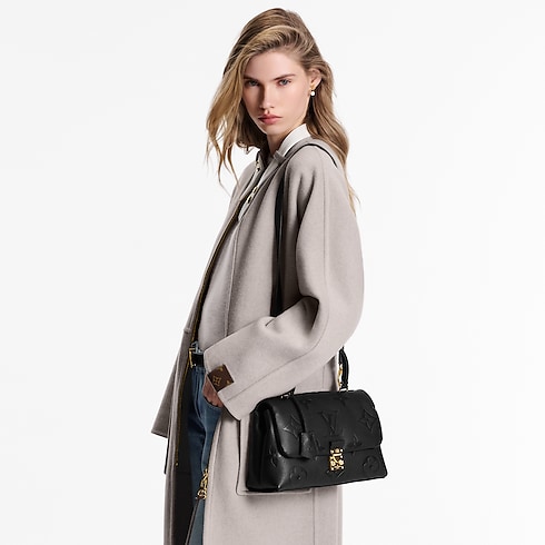 Madeleine MM Monogram Empreinte in 女士's 時尚包款 女生包包總覽 collections by Louis Vuitton (產品縮放)
