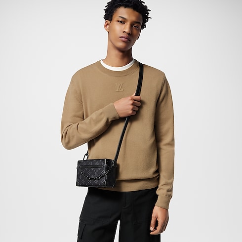 Mini Soft Trunk Monogram Eclipse 帆布 in 男士's 皮件系列 All Collections collections by Louis Vuitton (產品縮放)