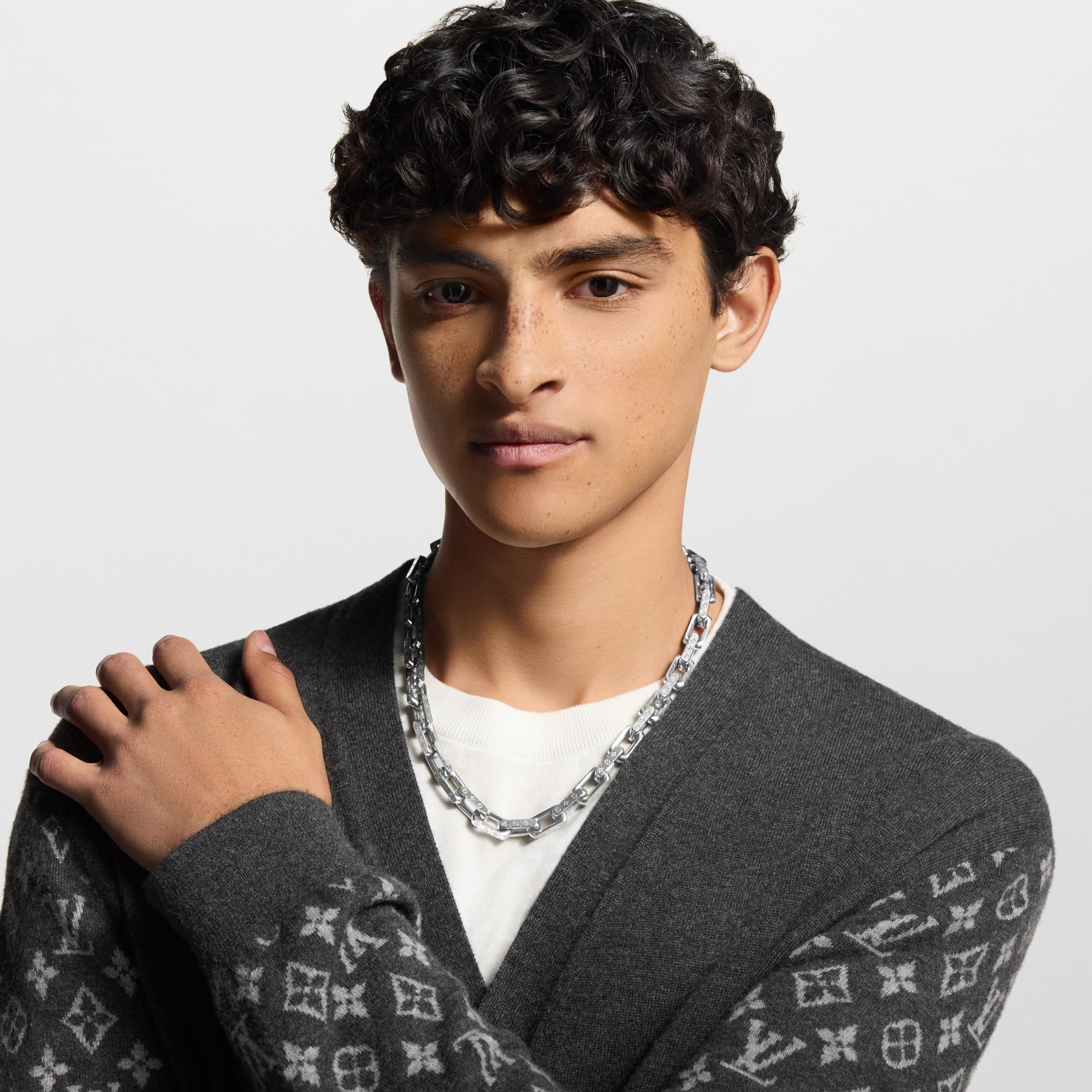 Monogram Chain 項鍊 . in 男士